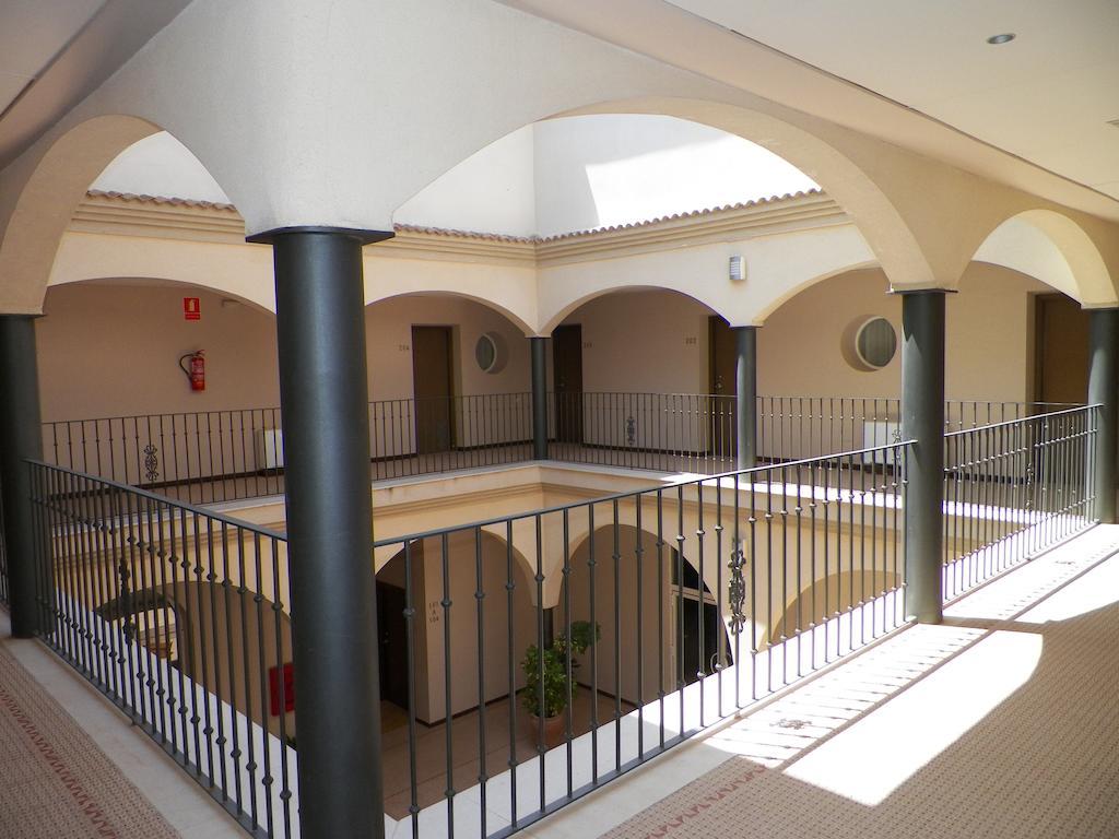 Hotel Ciudad Del Renacimiento Baeza Esterno foto